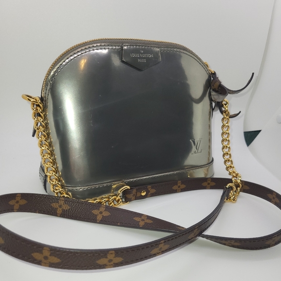 LOUIS VUITTON LV Gris Metal Miroir Vernis Mini Alma - Picture 3 of 15
